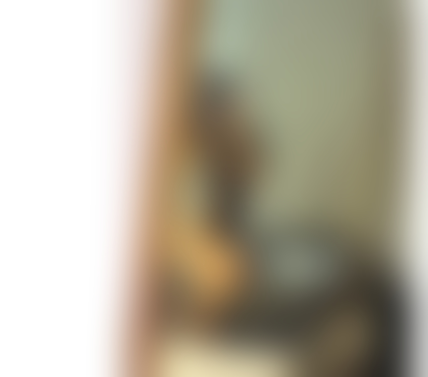 Escorts Surrey Woking - Photos for Cassandra hot brunette with appetizing curves, outcalls only